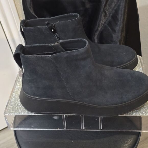 FitFlop SUMI Suede Ankle Boots-  Black - Picture 12 of 13
